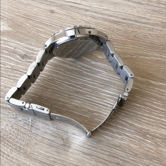 🌟HP!! Michael Kors Watch - Picture 4 of 4